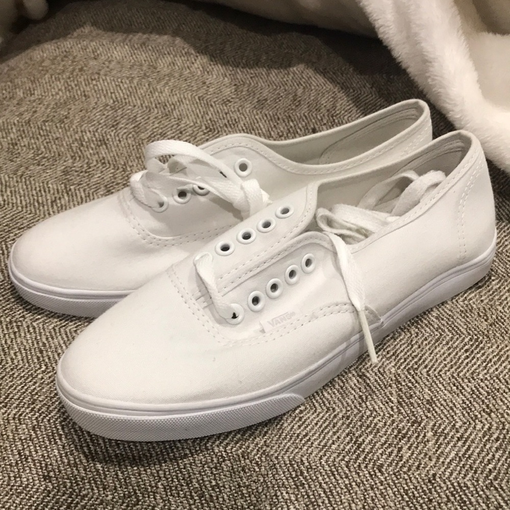 Vans “Authentic” Brand New!